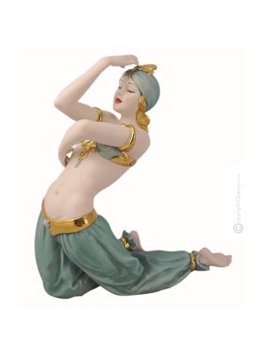 DANZATRICE ORIENTALE Statuetta statuina figura porcellana Capodimonte fatto a mano Made in Italy