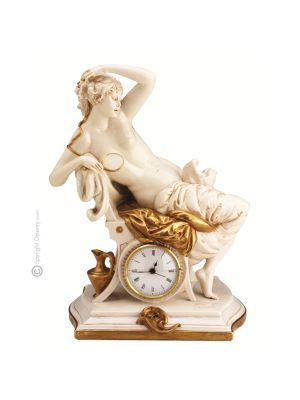 SIGNORA BAGNANTE Orologio da tavolo porcellana Capodimonte artigianato Made in Italy