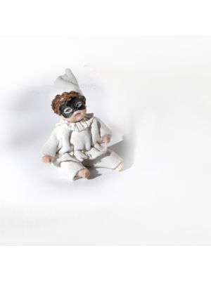 PULCINELLA Capodimonte, maschera in porcellana per un carnevale d’arte italiana.