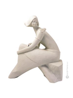 BEATRICE Statuetta statuina figura porcellana Capodimonte fatto a mano Made in Italy