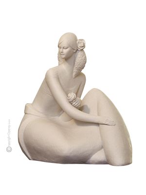 ISABELLA Statuetta statuina figura porcellana Capodimonte fatto a mano Made in Italy